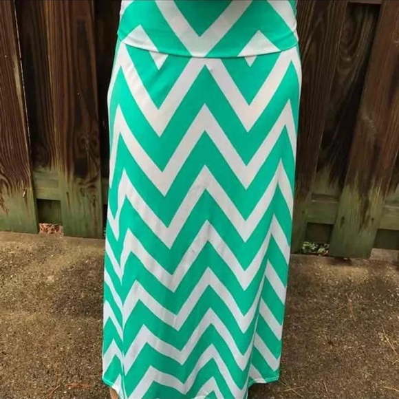 Dresses & Skirts - Maxi skirt